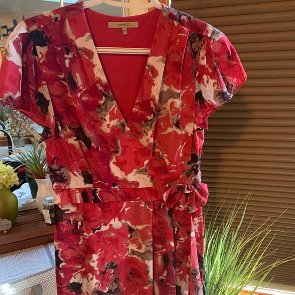 20each dresses !!! - Picture 1 of 8